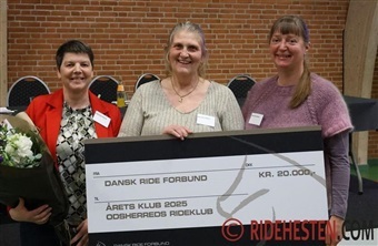 Repr&aelig;sentantskabsm&oslash;det hyldede ildsj&aelig;le i ridesporten