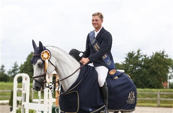 Hinnitus skyder endnu en ambiti&oslash;s Summer Tour i gang