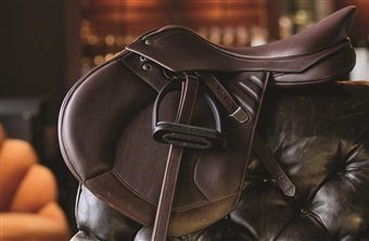 Bates lancerer ny sadelteknologi