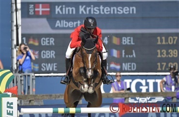 Danmark i holdfinalen i springning (video)