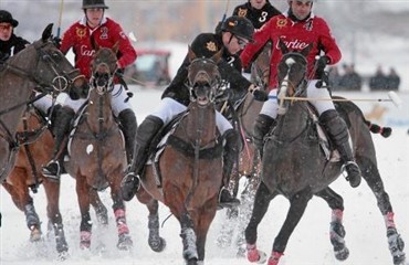 St.Moritz-sne-cocktails–gourmet