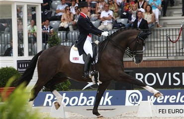 FEI overvejer nations cup i dressur