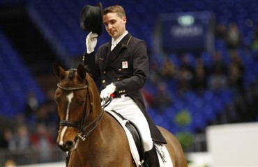 En hoppe foran hingstene