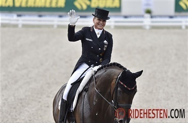 Schneider pensionerer Showtime