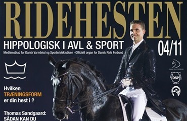 Magasinet Ridehesten p&aring; 354 sider er p&aring; gaden