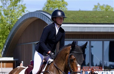 Fuldst&aelig;ndig suver&aelig;n finale leveret af Laura