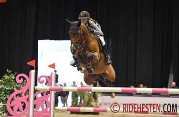 Tilfreds og glad Camilla Mortensen (video)