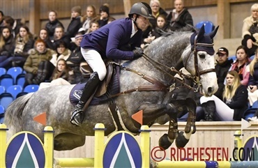 Jack Ray gentager S-succesen