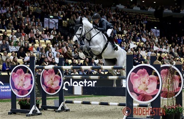 Suver&aelig;n start for S&oslash;ren og Grace Ask: Hun virker super klar