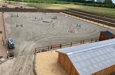 Kirstinelund Ridecenter byder p&aring; ekstraordin&aelig;rt lands- og distriktsst&aelig;vne
