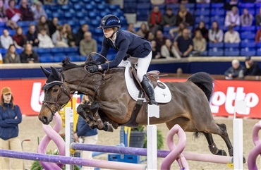 Selma p&aring; podiet i Ponies' Trophy-finale