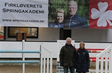 Nye akademiryttere (video)