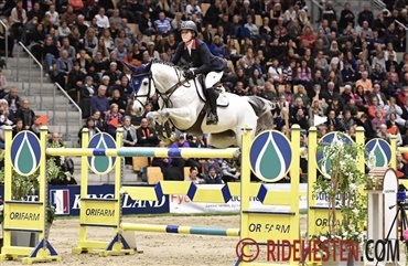 Gl&aelig;dest&aring;rer hos norsk Grand Prix vinder