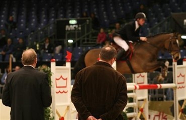DRF har udvidet fra 2 til 5 internationale springdommere
