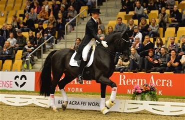 Agnete og Jojo Az femmer i Grand Prix