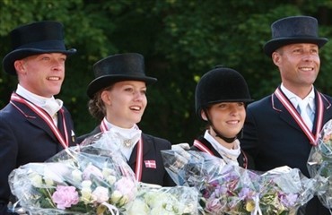 DM guld til Vall&oslash; Rideklubs hold