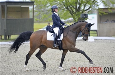 Cornelia og Karoline i front ved ECCO-Cup