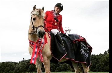 Fjordhestene tog medaljer