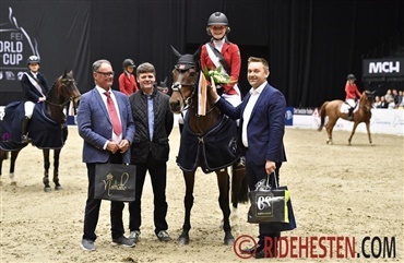 Maria Langhoff vandt World Cup-turneringen i ponyspringning (video)
