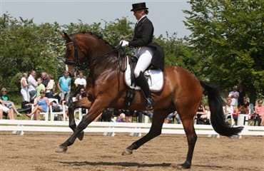 Sanne sejrede i Saumur
