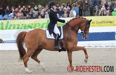 Anna 5'er og Cathrine 7'er i Specialen