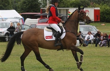 Ponyspringrytterne indtog Hiller&oslash;d