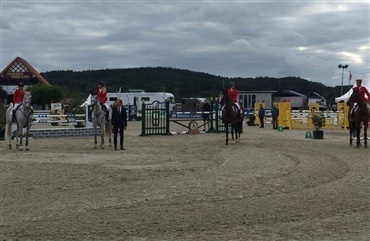 Ungrytterne springer sig til en 2. plads i Nations Cup