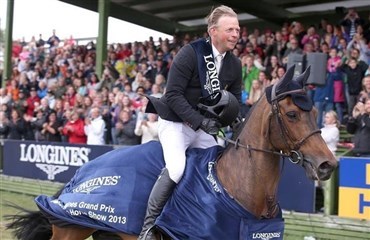 Landsholdsrytter til Firkl&oslash;verets Springakademi