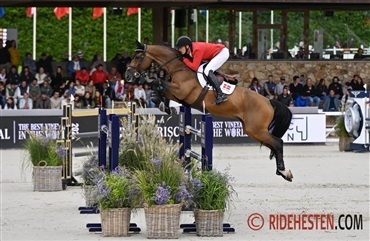 Schous hold sikrer finaleplads i Prag