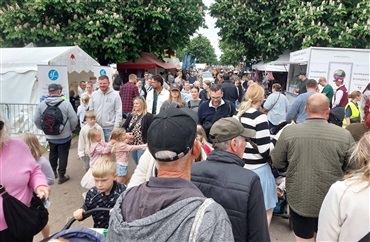 Flotte unghopper og f&aelig;llesskab p&aring; Roskilde dyrskue 
