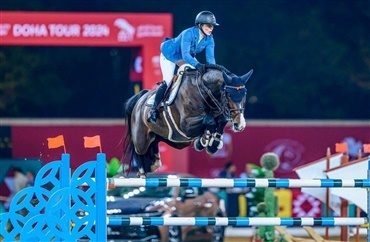 Barker placeret i Doha (video)