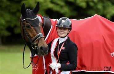 Rikke verdensetter for tredje m&aring;ned i tr&aelig;k: Det er uvirkeligt