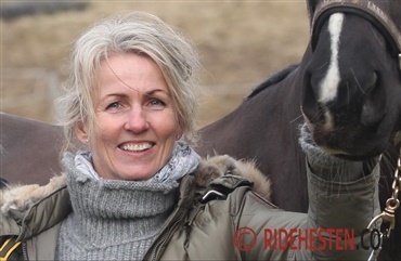 Udlever dr&oslash;mmen om familieliv med heste og kunst