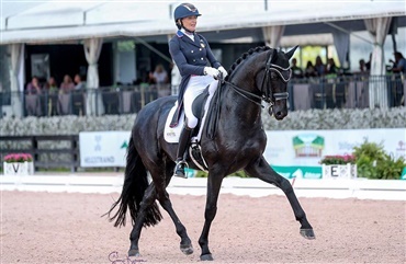 Zhaplin Langholt har succes med Charlotte Jorst i USA