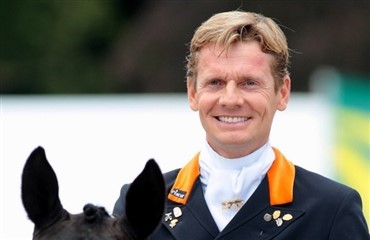 Edward Gal f&aring;r ny sp&aelig;ndende hest