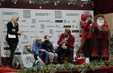 Hyldest til Maxie og Zac ved Christmas Show l&oslash;rdag