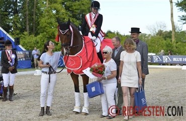 &Aring;rets para-dressurmestre 2014