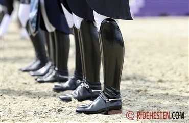 Vil du udvikle dig som ung leder i ridesporten?