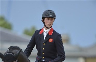 Maher og sponsorer afg&oslash;r pengefejde