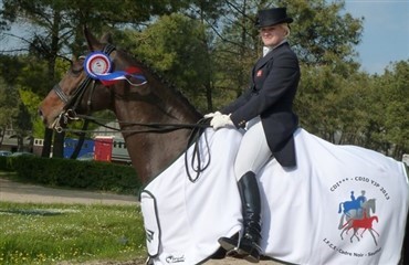 Dannebrog til tops i Saumur