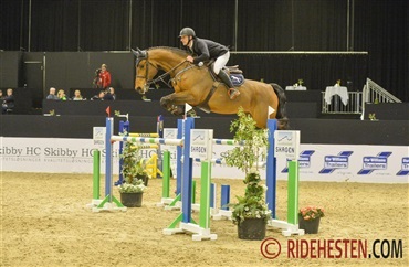 Dinapo har gjort internationalt come back