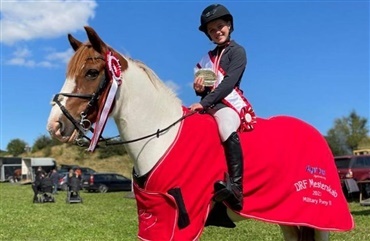 Nye danske mestre i military for pony k&aring;ret