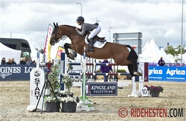 Sophia Studd driver stald i Belgien