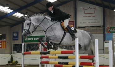 Coronado II solgt til udlandet