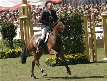 Albert Zoer vandt Aachen Grand Prix 