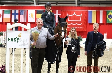 Hattrick til Karen og Fiorina Ask