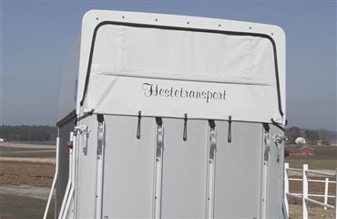 Trailerulykke: En hest aflivet