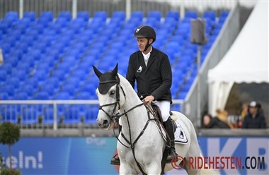 St&aelig;rk afslutning for S&oslash;ren Pedersen i Lier