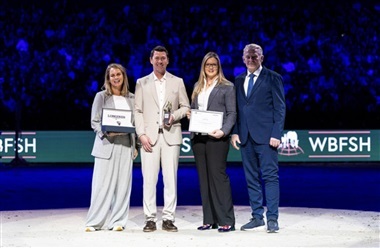 Mount St John Freestyles avler hyldes