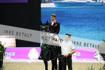 182194_avh_05_3033.JPG